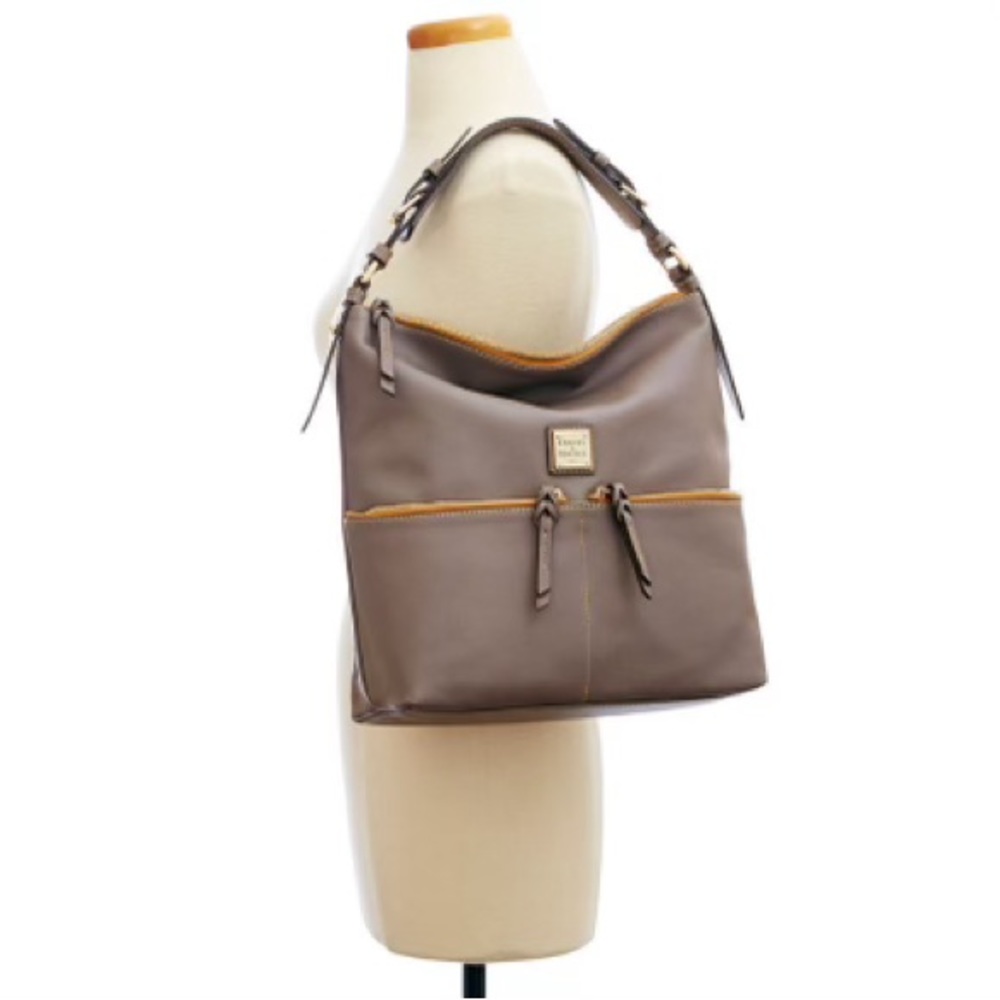 Dooney & Bourke Satchel bag!